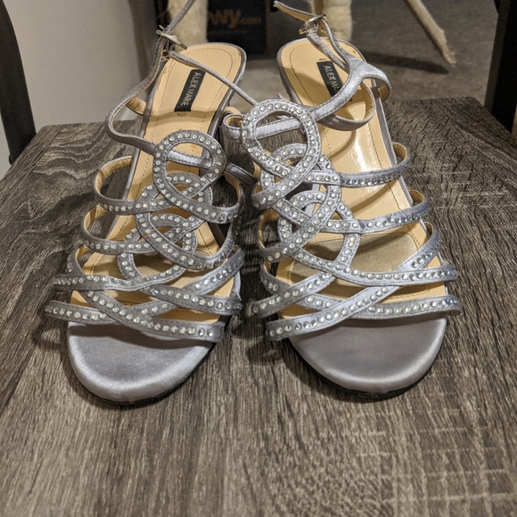 Alex Marie heels - Picture 2 of 3